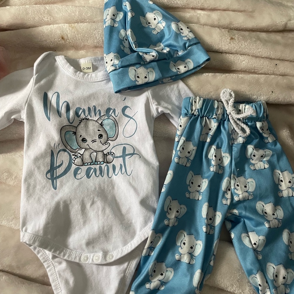 T.J.Maxx Blue and White Elephant Baby Set